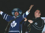 Vile Richard performing Hockey Song at Wayne Gretzky's - photo 2