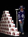 Vile Richard performing Hockey Song at Wayne Gretzky's - photo 3